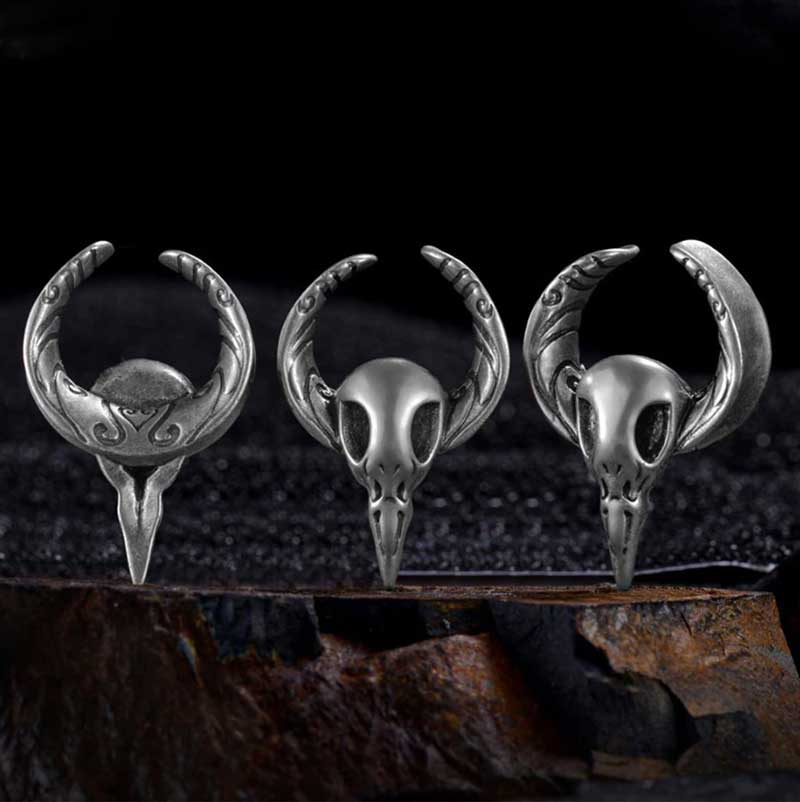 CROW SKULL SADDLE TUNNEL