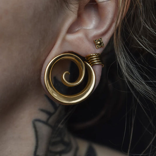 AURA SPIRAL SADDLE TUNNEL