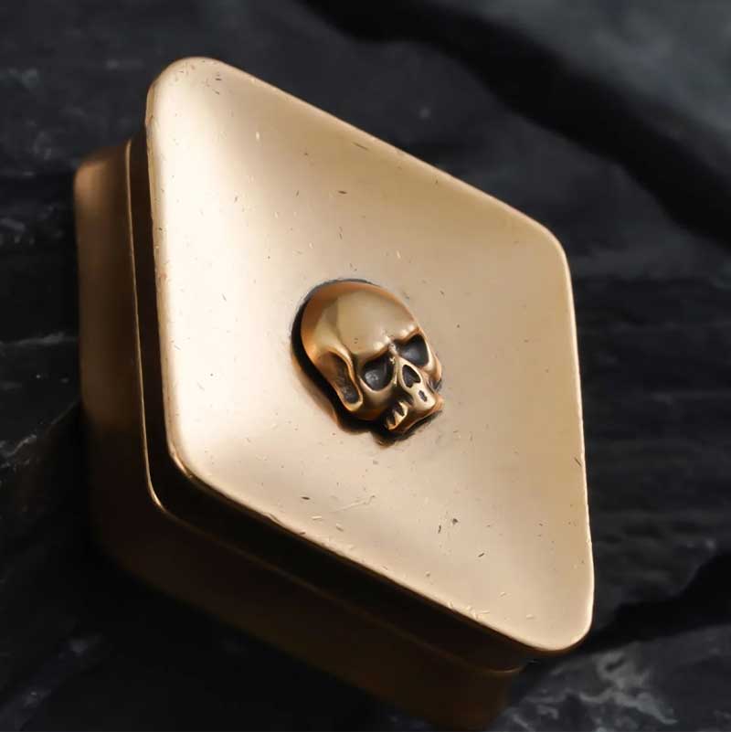 RHOMBUS SKULL PLUG